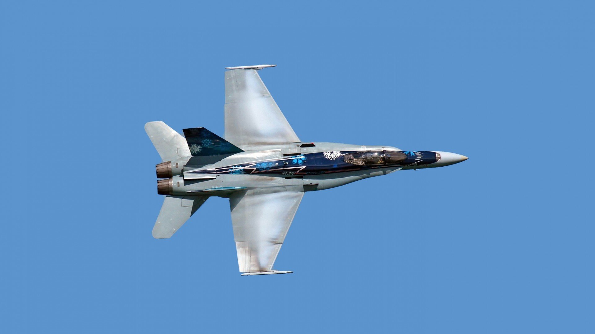 JIUYOU GAMING-本泽马助攻+C罗破门配合默契，本泽马进球c罗要点球