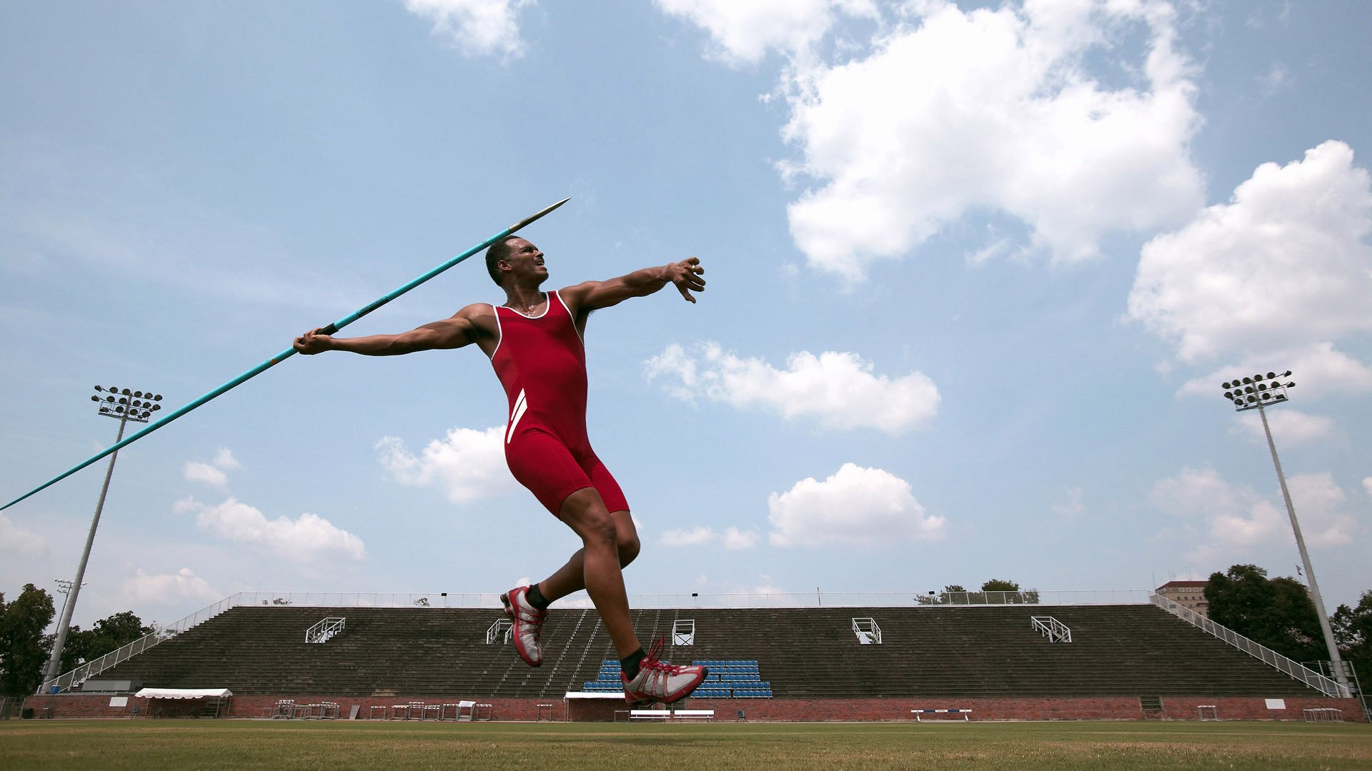 足球场地共享机制试点城市扩大,2021建设足球场地扶持政策